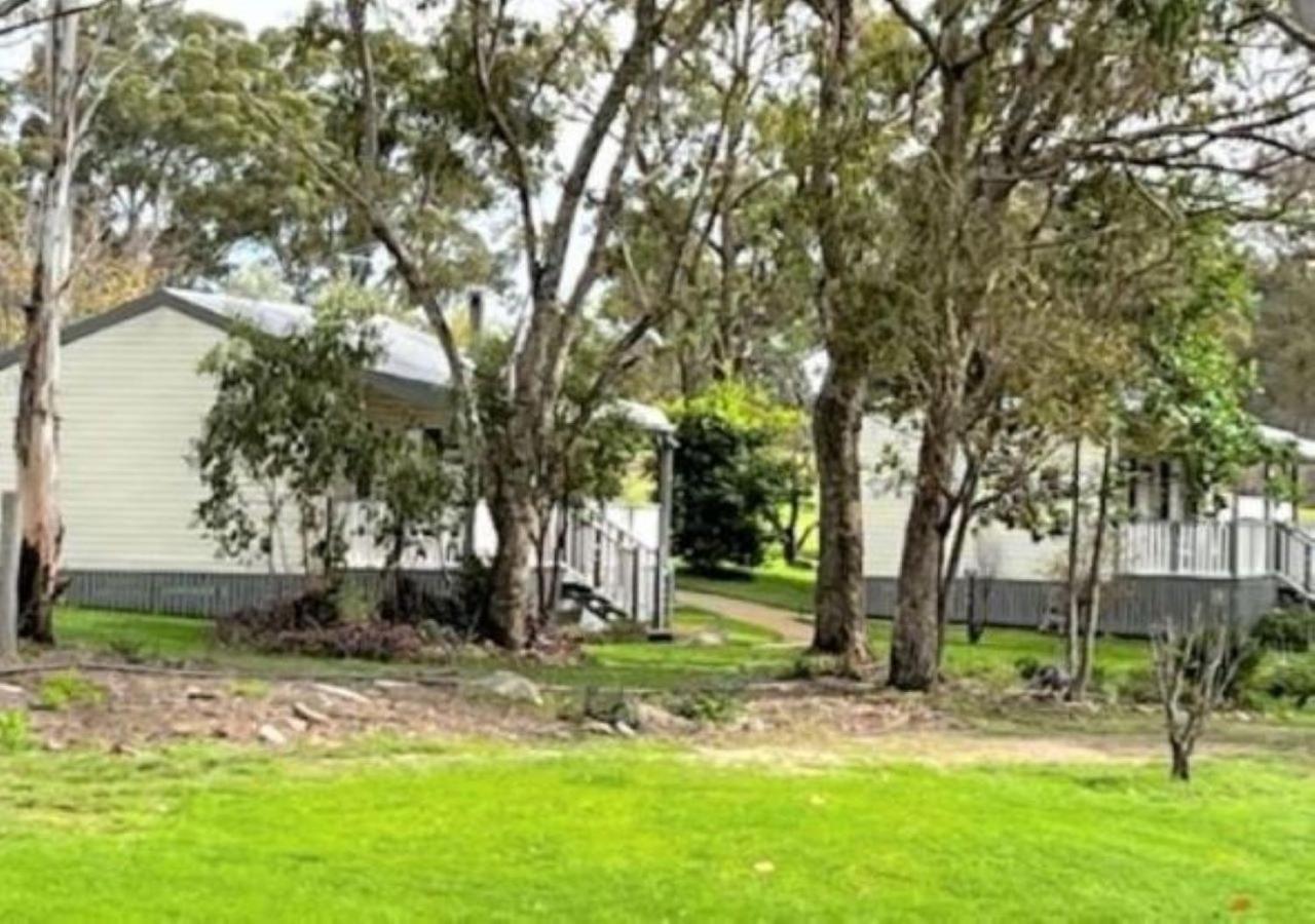 Granite Gardens Cottages & Lake Retreat Stanthorpe Extérieur photo
