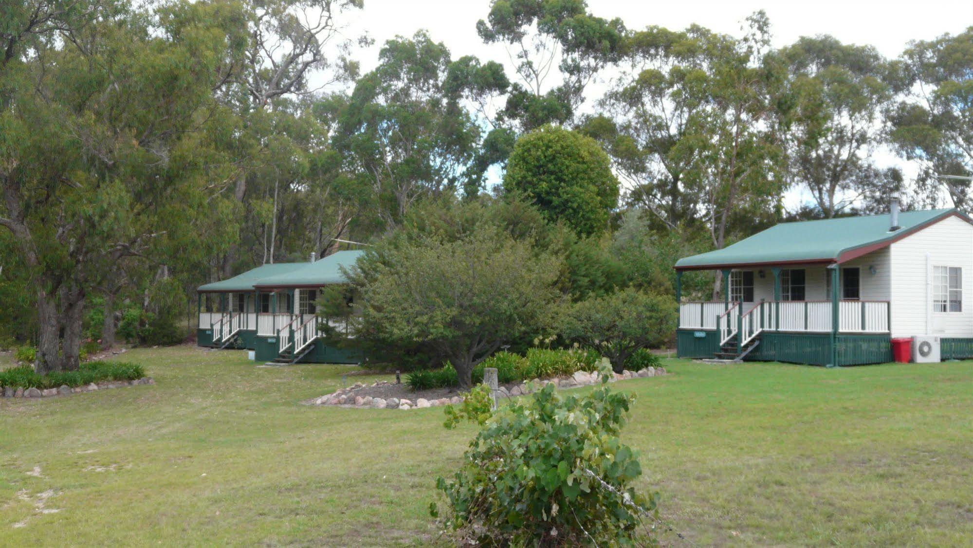 Granite Gardens Cottages & Lake Retreat Stanthorpe Extérieur photo